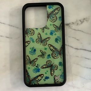 Green Butterfly Wildflower Case iPhone 13 Pro
